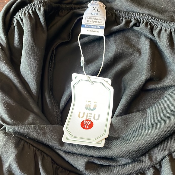 NWT yoga pants - Picture 5 of 5